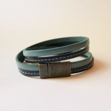 Bracelet double cuir bleu à surpiqûres  au fermoir magnétique