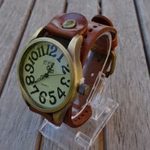 Bijou fantaisie Montre homme ou femme gros cadran cuir vintage